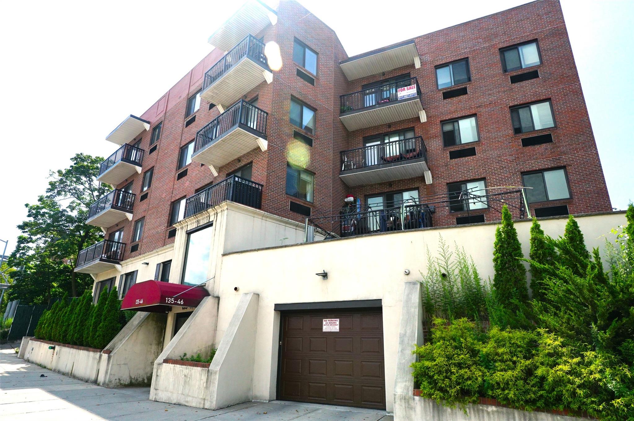 135-46 Grand Central Parkway 4C