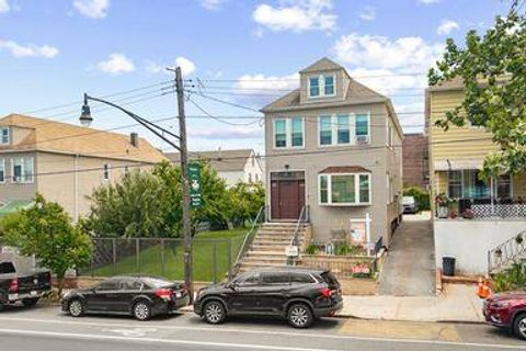 930 Morris Park Avenue Bronx NY 10462