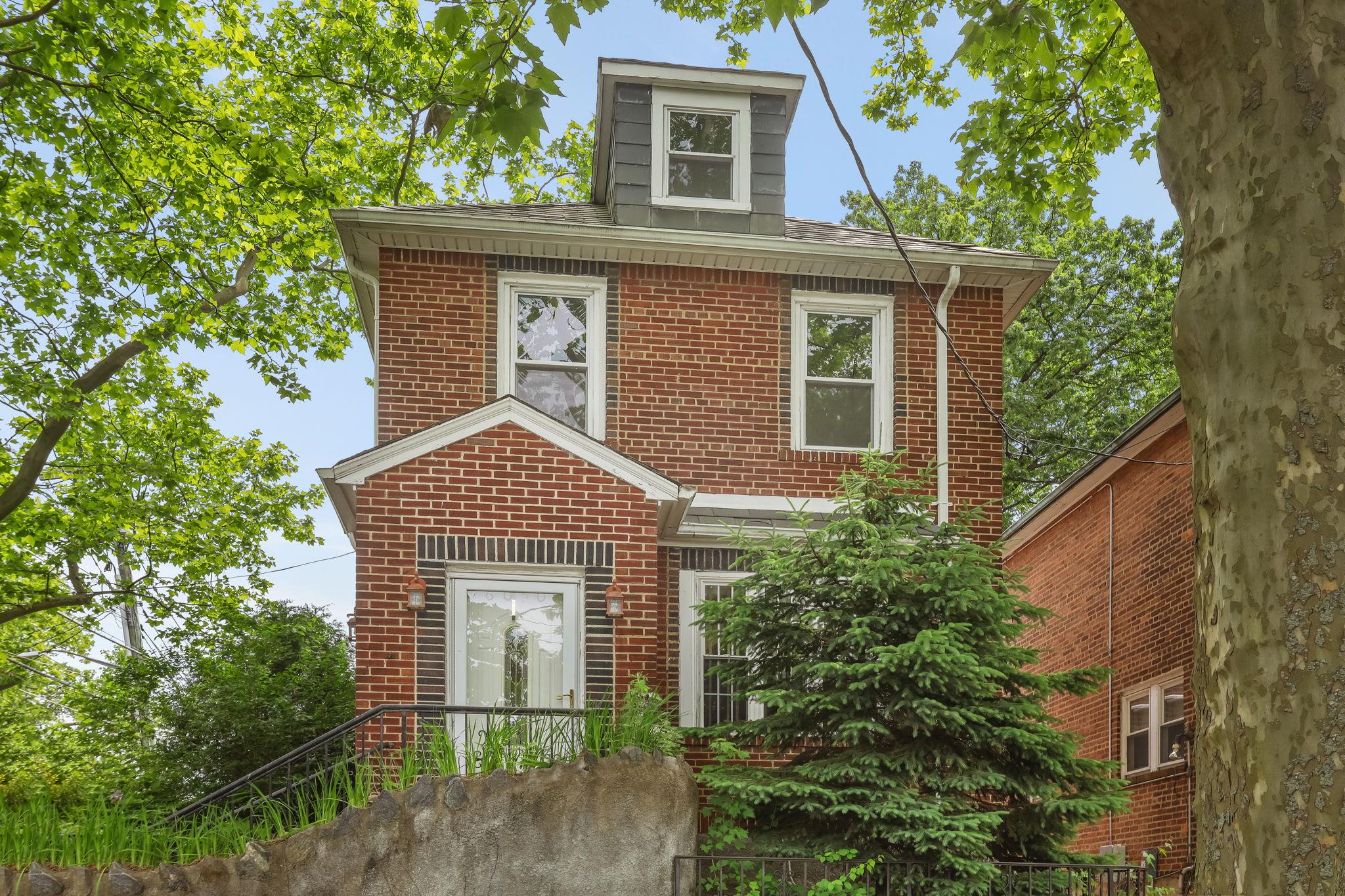 Property for Sale at Tyndall Avenue, Bronx, New York - Bedrooms: 3 
Bathrooms: 3 
Rooms: 6  - $899,000