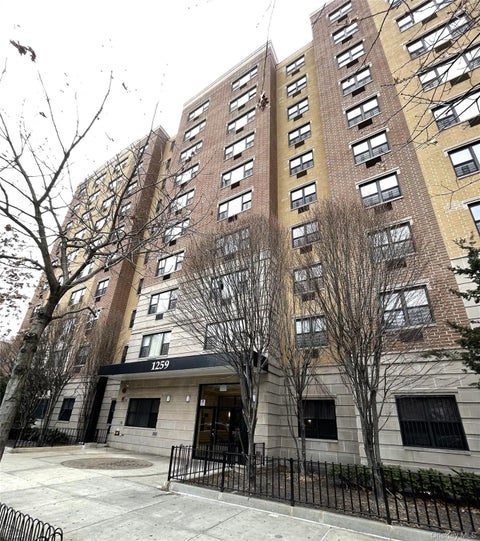 Homes For Sale - 1259 Grant Avenue #8A<br/> Bronx, NY 10456