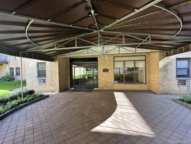 40 STONER Avenue 01