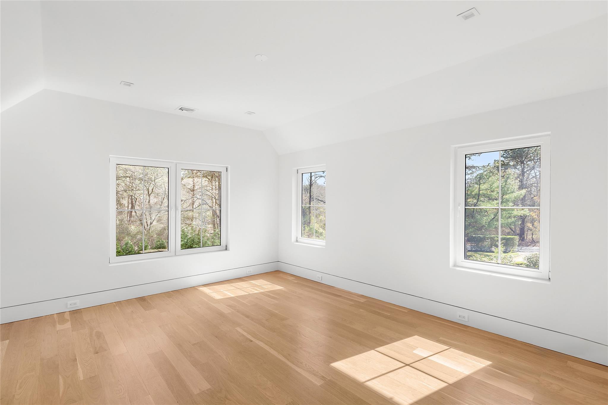 354 St Andrews Road, Southampton, New York image 12