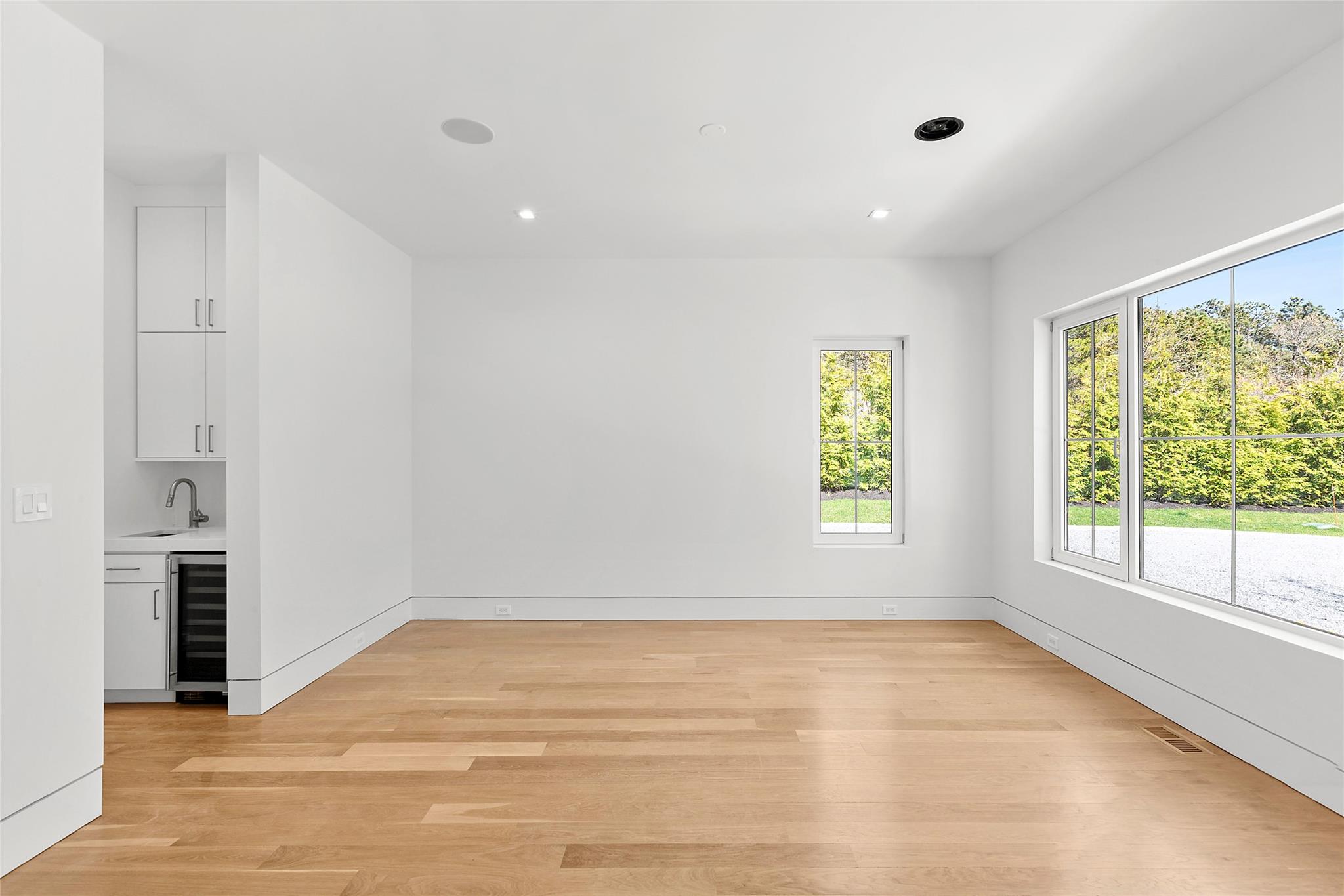 354 St Andrews Road, Southampton, New York image 7