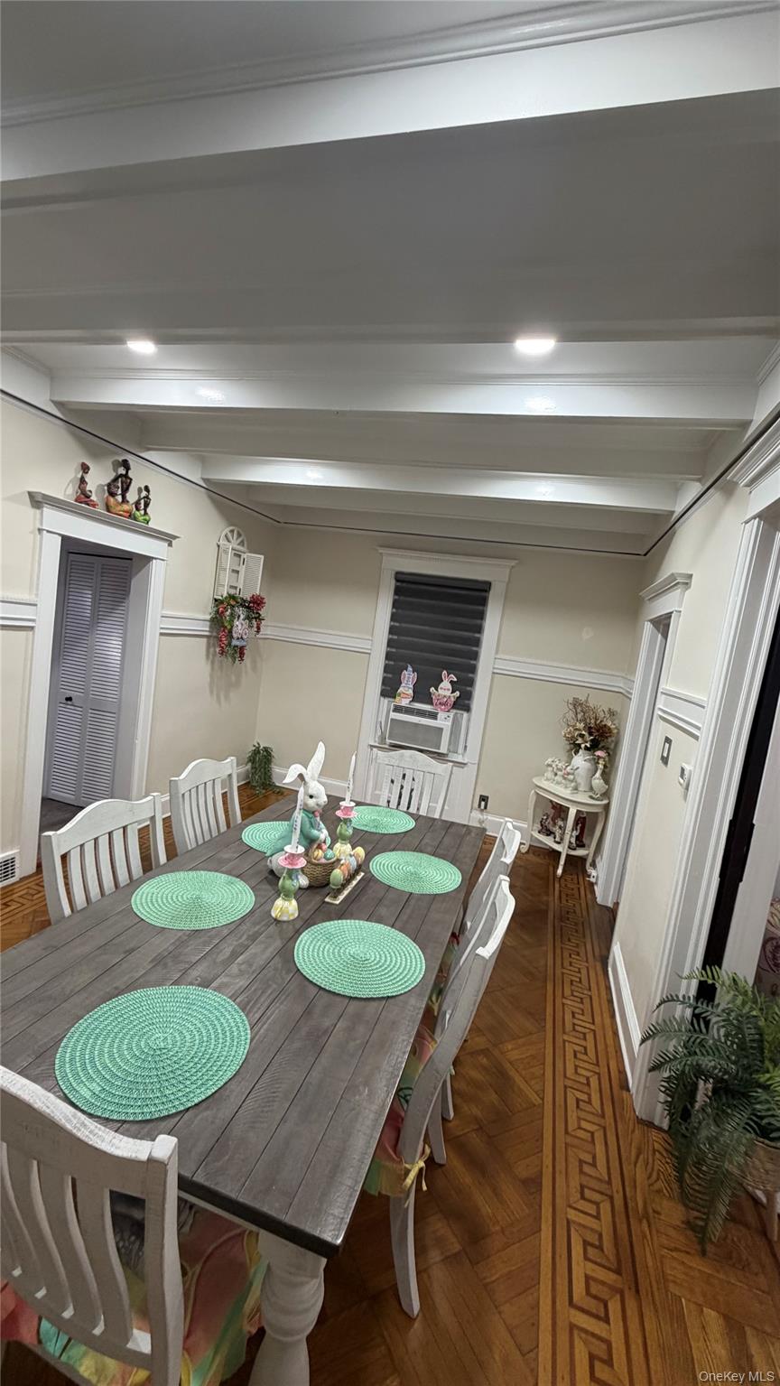 85-12 Woodhaven Boulevard