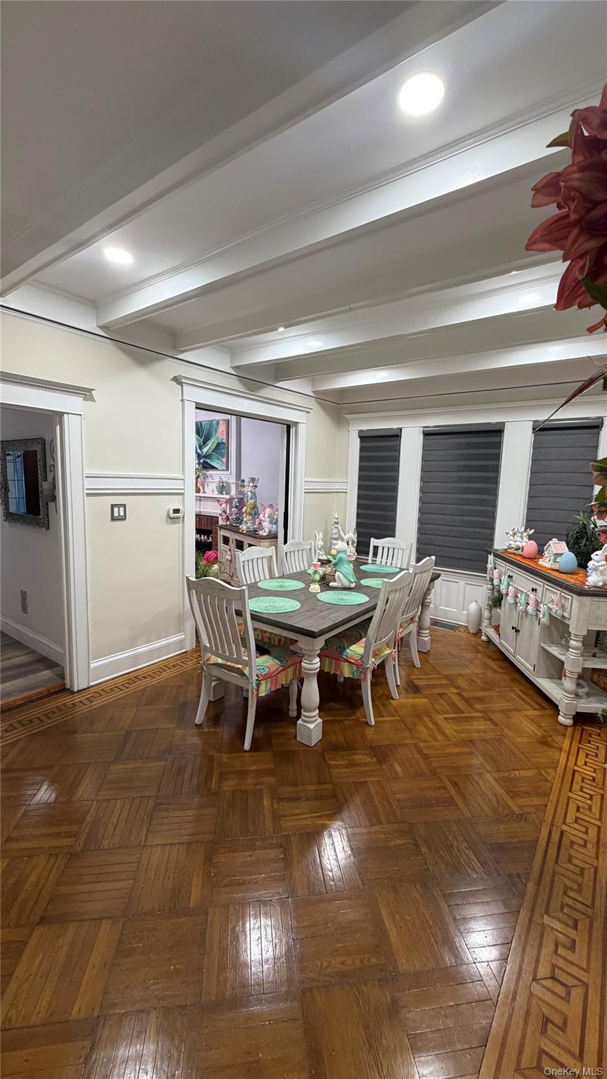 85-12 Woodhaven Boulevard