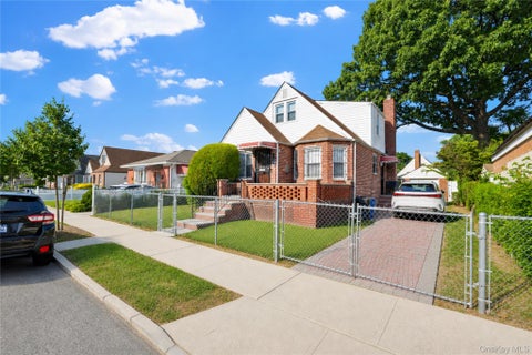 Photo of 12114 Grayson Street, Springfield Gardens, NY 11413 (MLS # 1029756)