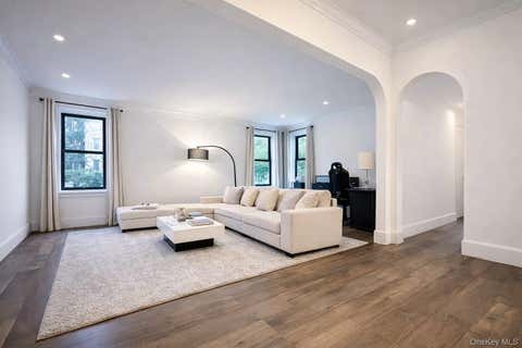Other For Rent - 3000 Valentine Avenue #2E<br/> Bronx, NY 10458