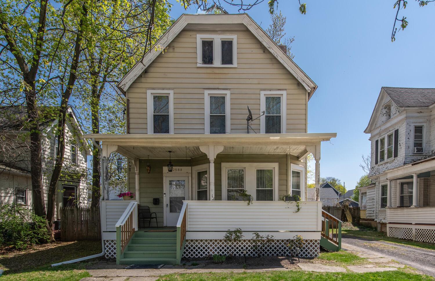 2588 South Avenue, Wappingers Falls, New York image 2