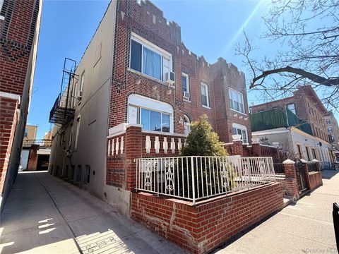 Photo of 32-55 82 Street, Jackson Heights, NY 11370 (MLS # 973325)