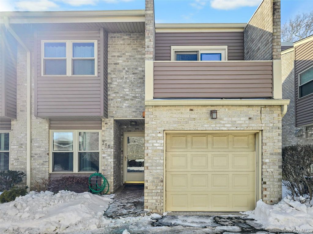 Photo of 2860 Nicole Court, Oceanside, NY 11572 (MLS # 957348)