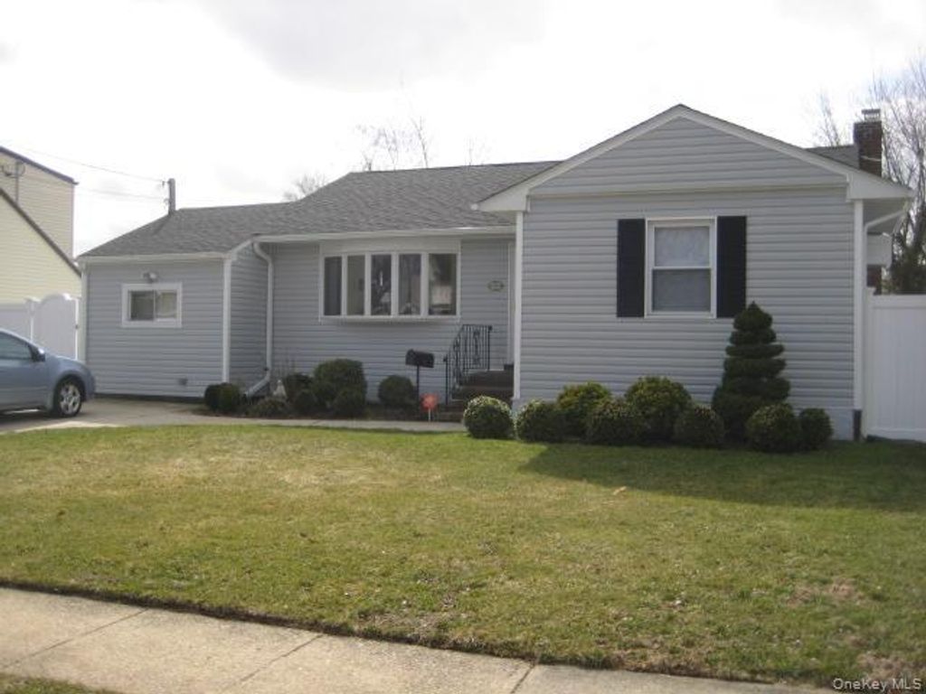 Photo of 3866 Hudson Avenue, Seaford, NY 11783 (MLS # 983996)