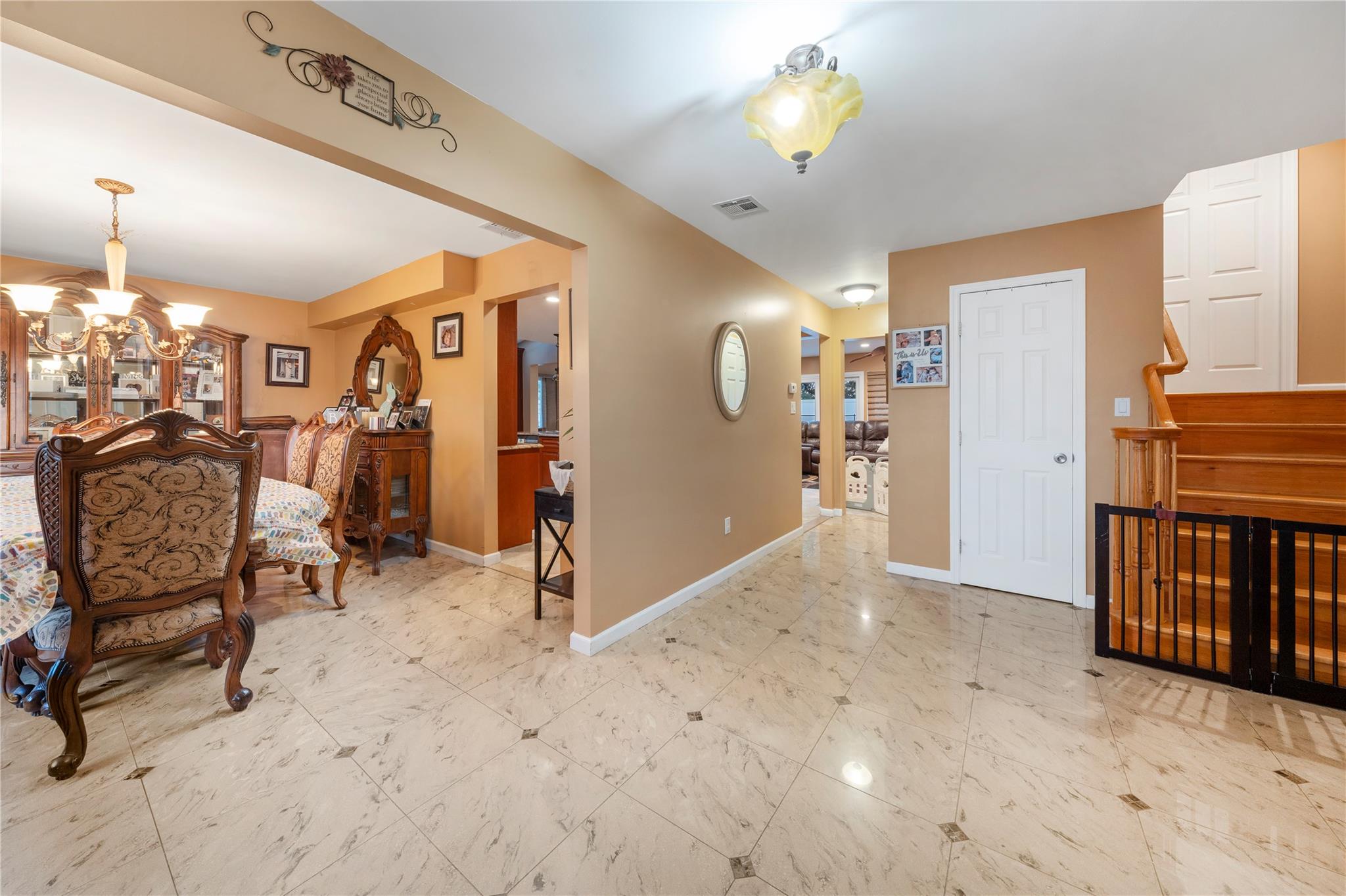 20 Skipper Drive, West Islip, New York image 5