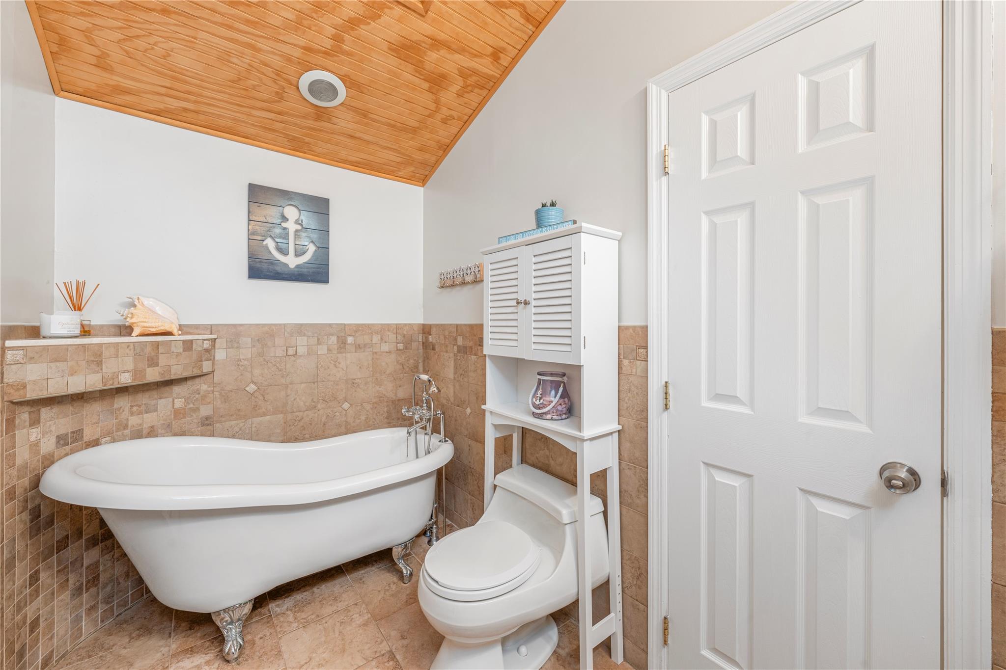 20 Skipper Drive, West Islip, New York image 36