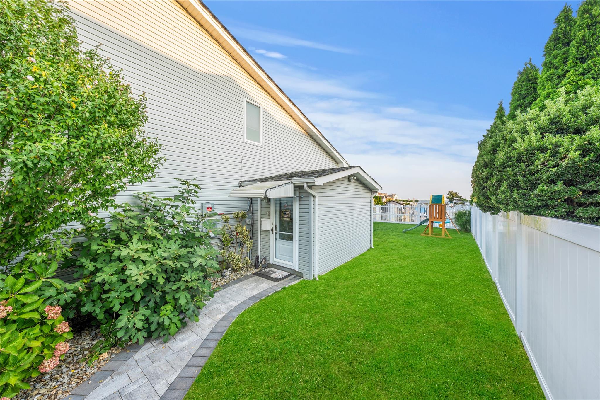 20 Skipper Drive, West Islip, New York image 39