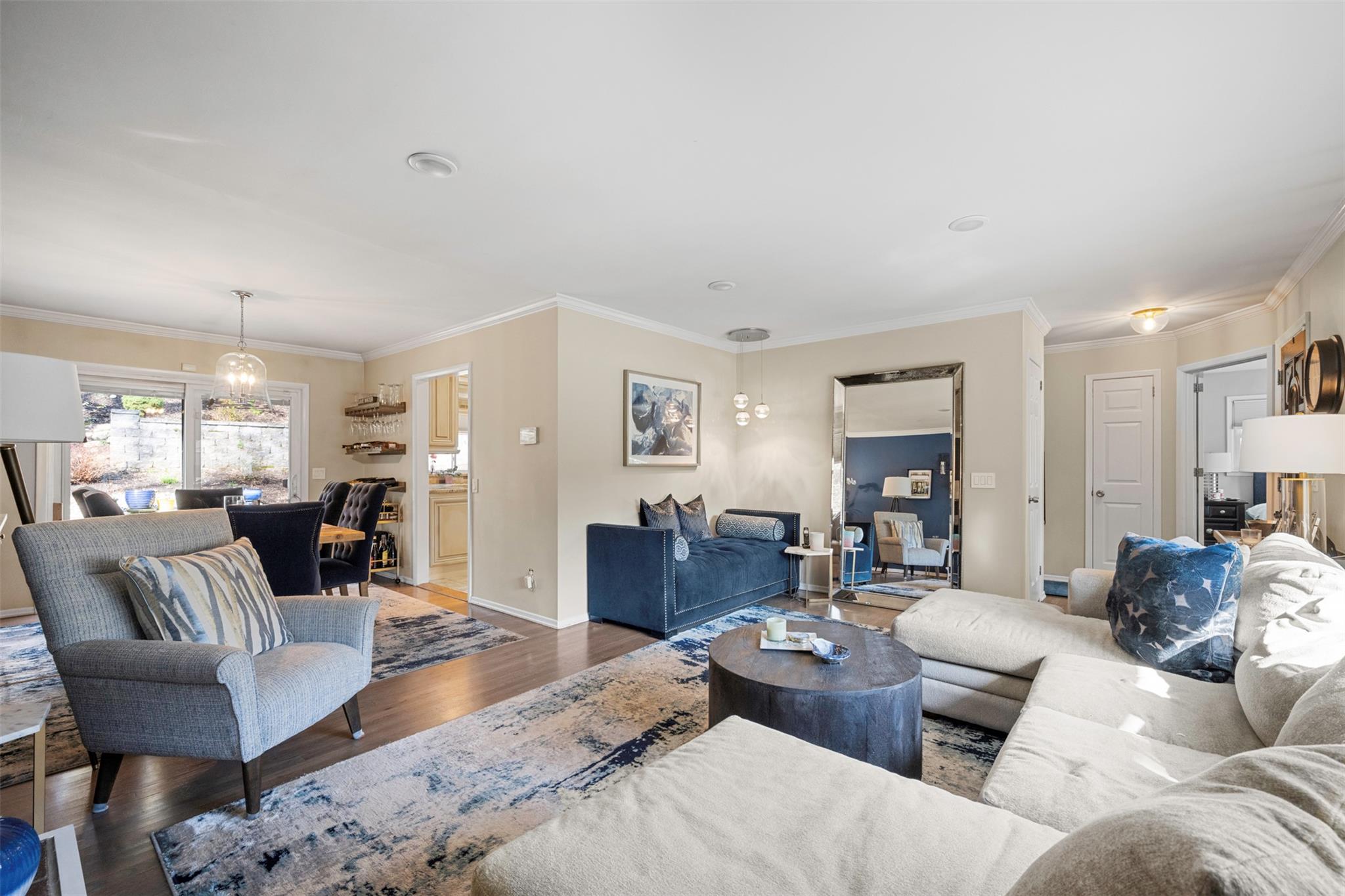36 N Cold Spring Hills Road, Huntington, Florida image 5
