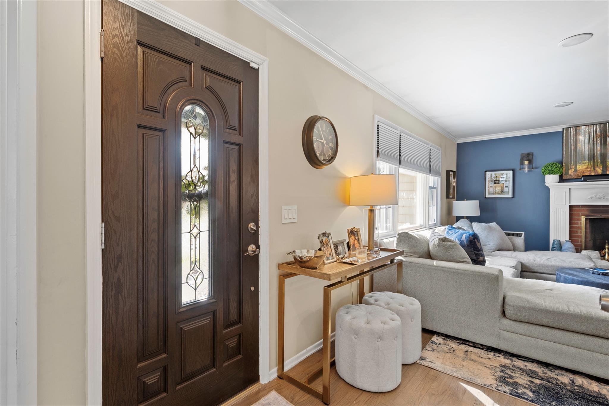 36 N Cold Spring Hills Road, Huntington, Florida image 3