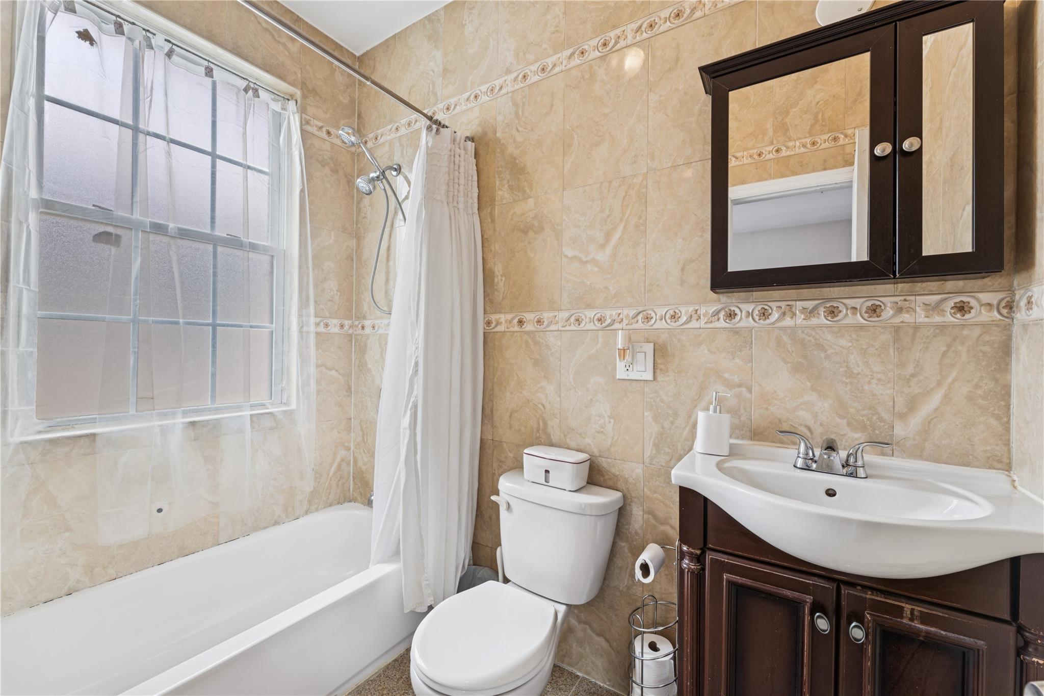 24705 136th Road, Rosedale, New York image 10