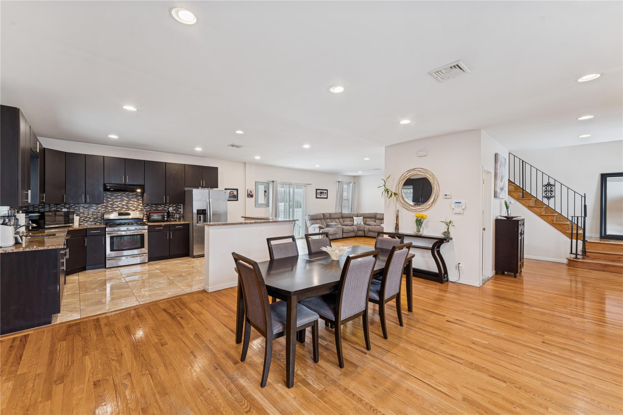 24705 136th Road, Rosedale, New York image 5