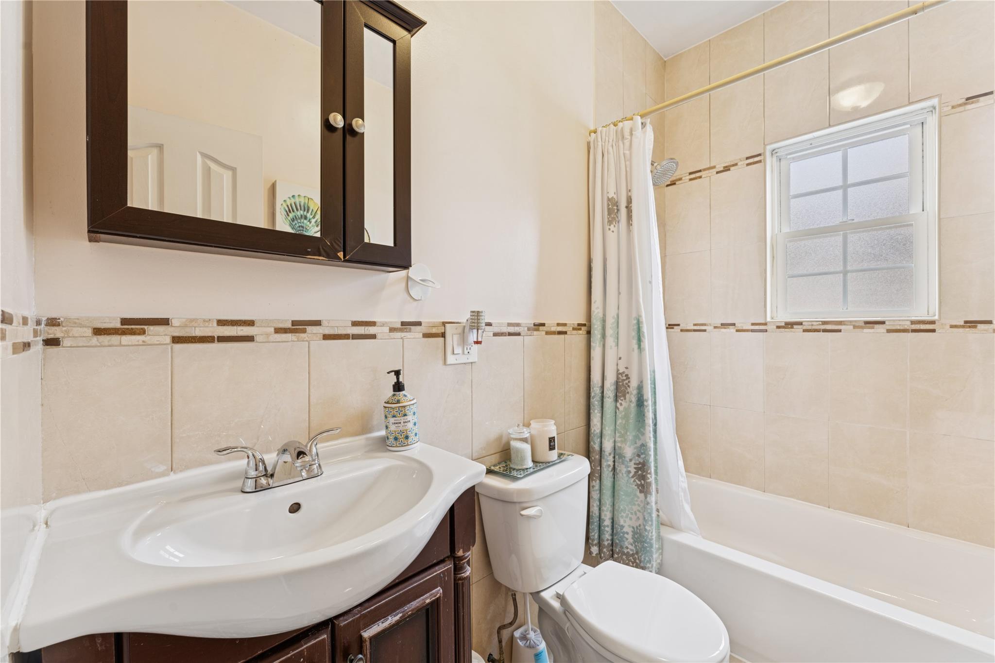 24705 136th Road, Rosedale, New York image 14