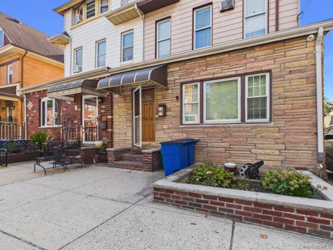 Multifamily For Rent - 7862 81st Street<br/> Queens County, Ridgewood, NY 11385