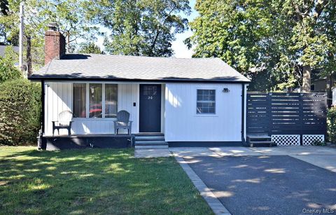 Photo of 30 3rd Avenue, Huntington Station, NY 11746 (MLS # 920389)