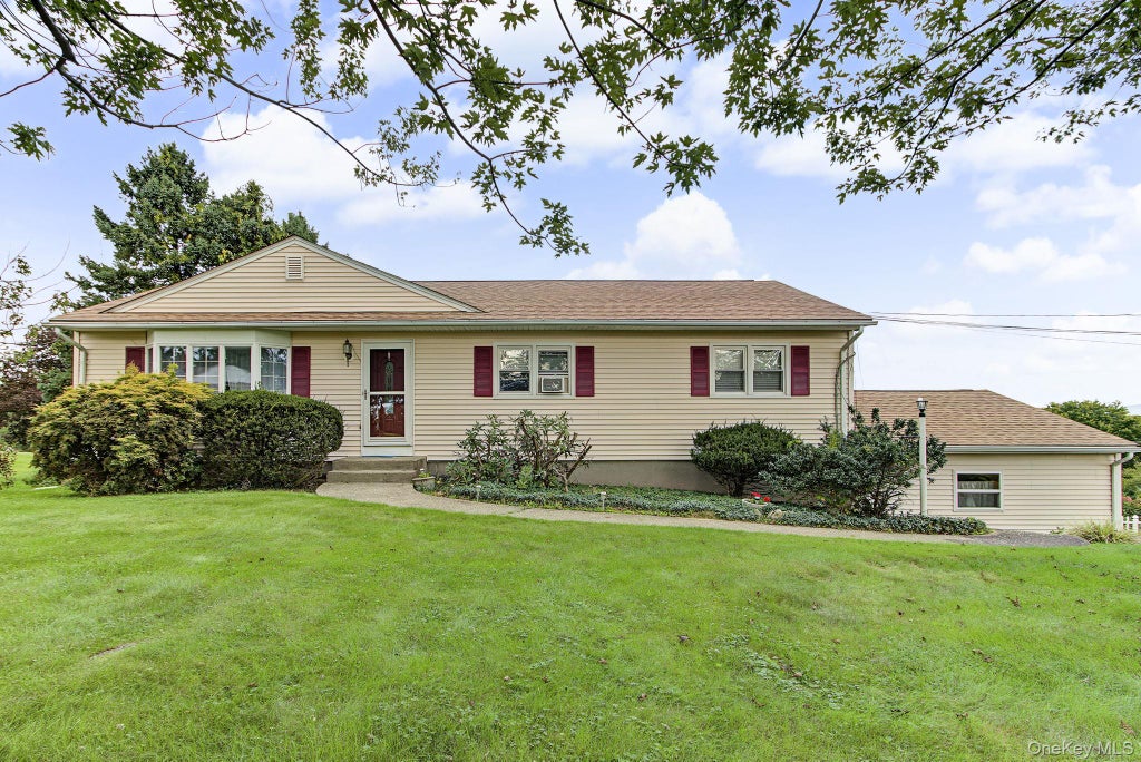 Photo of 4 Davies Drive, Wappingers Falls, NY 12590 (MLS # 1053940)
