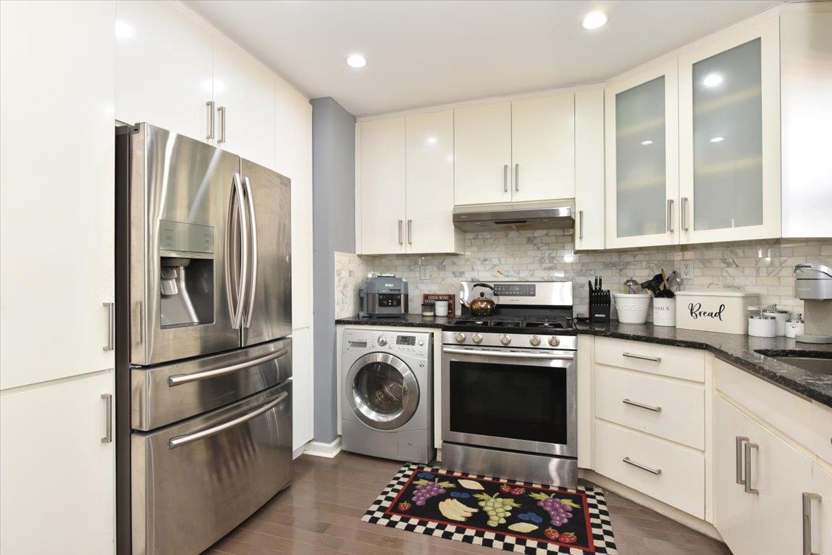 22-39 E 78 Street, Astoria, New York image 12
