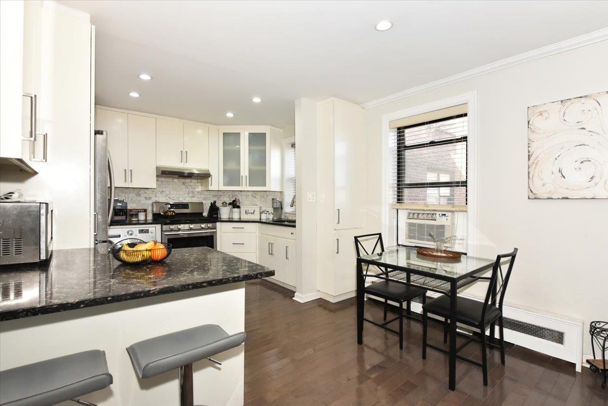 22-39 E 78 Street, Astoria, New York image 8