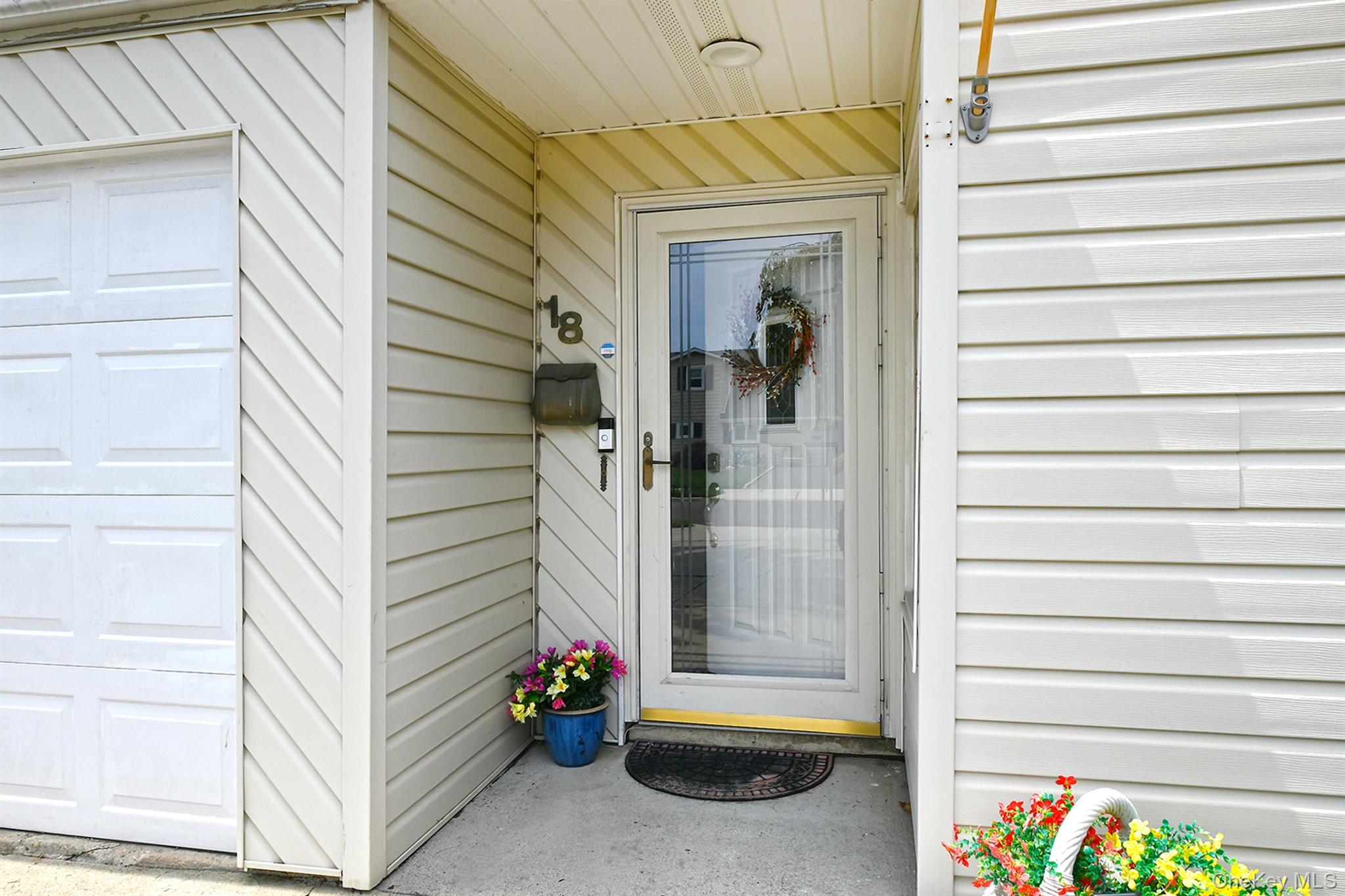 18 Wheelbarrow Lane