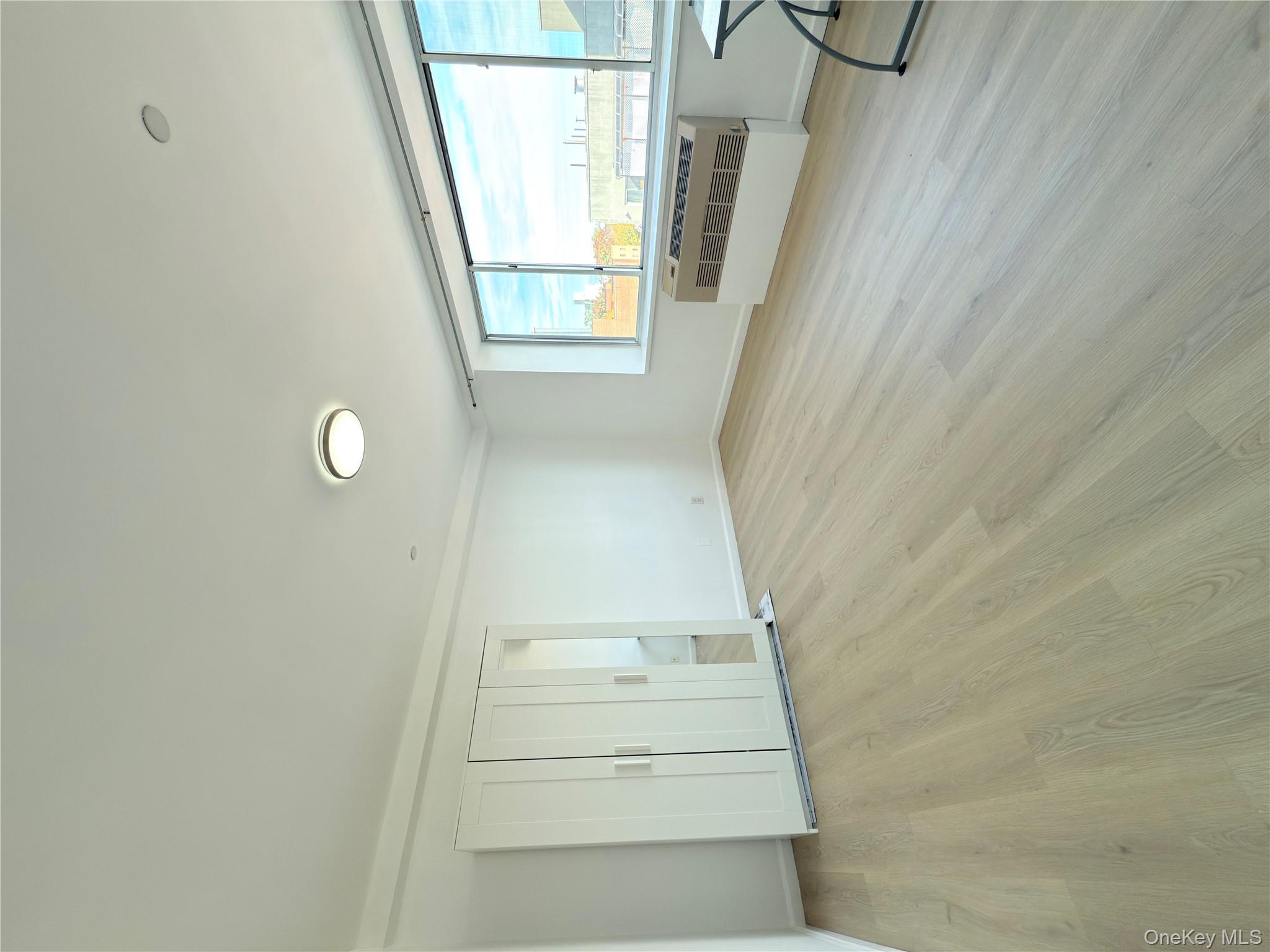 4317 Union Street 8B