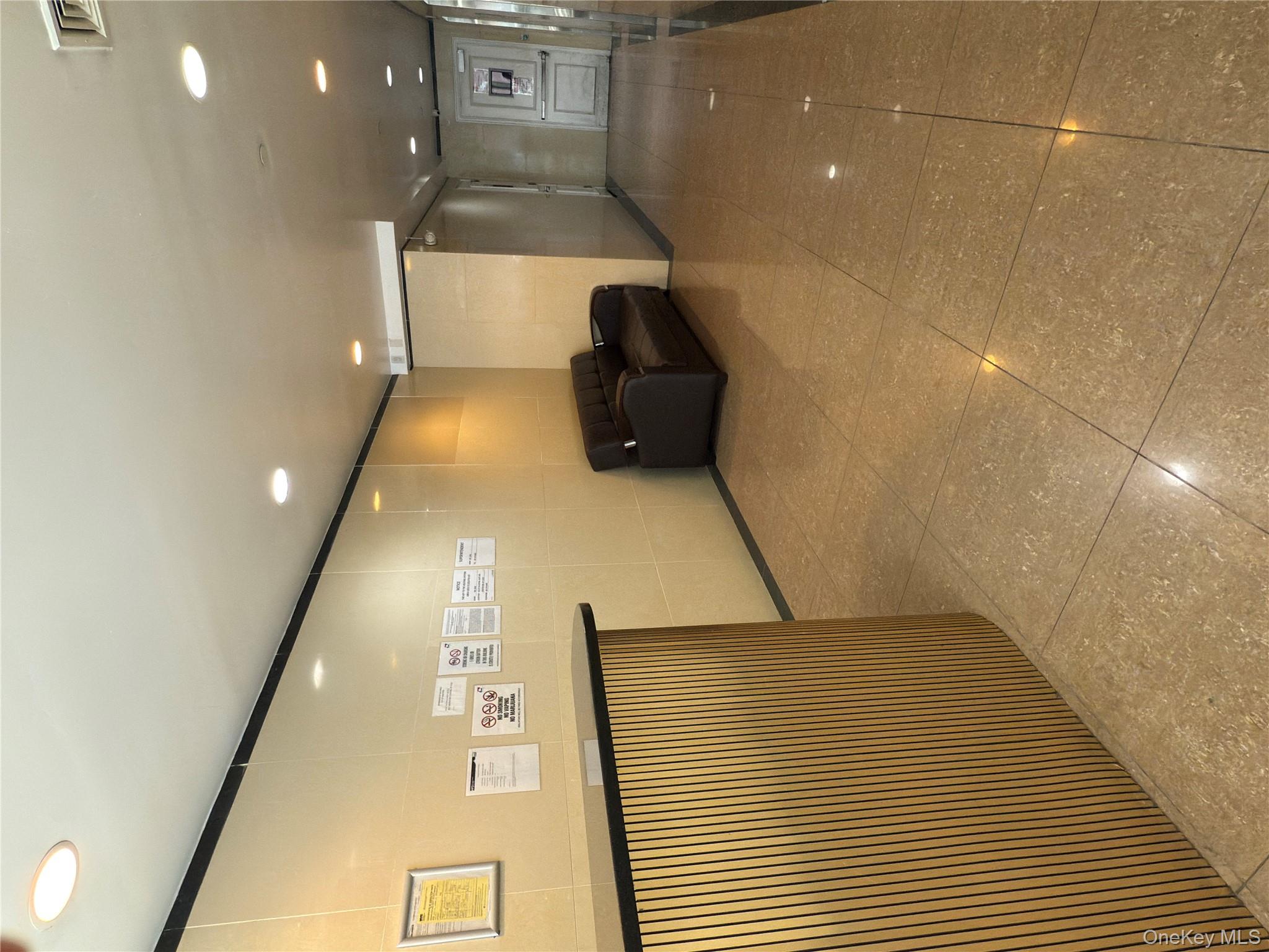 4317 Union Street 8B