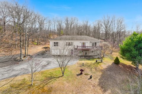 6 Silvestri Place Marlboro NY 12542