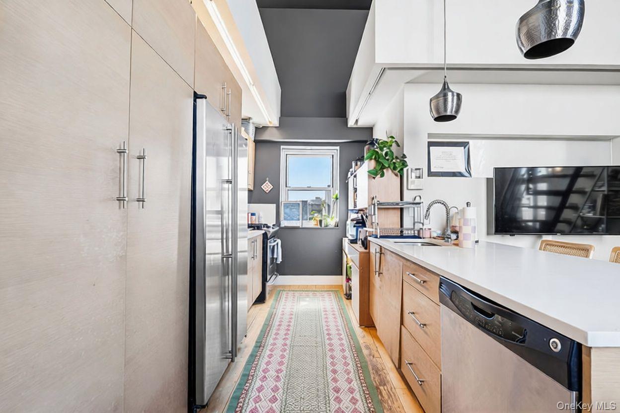 96 Woodpoint Road 3A