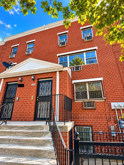 Photo of 820 Bryant Avenue, Bronx, NY 10474 (MLS # 1065098)