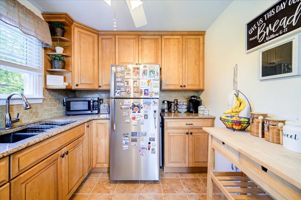 26 Booth Boulevard, Wappingers Falls, New York image 7
