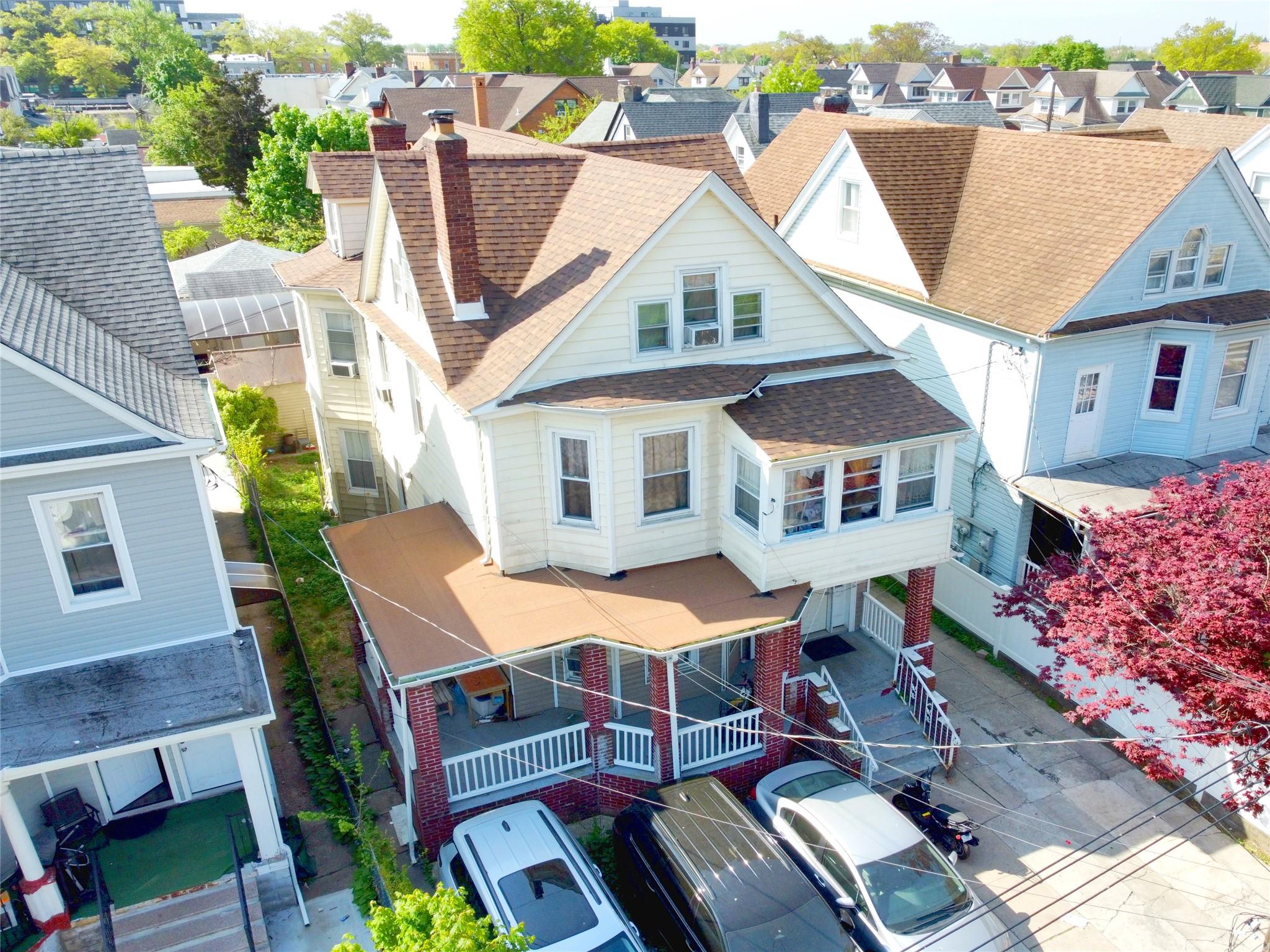 Property for Sale at 91 Avenue, Richmond Hill, Queens, NY - Bedrooms: 8 
Bathrooms: 4  - $1,188,000