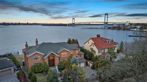 3 Point Crescent Malba NY 11357