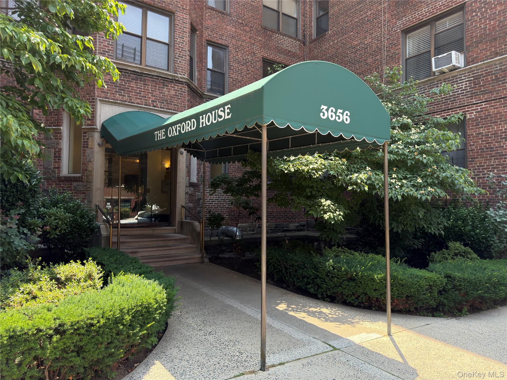 Photo 1 of 21 — 3656 Johnson Avenue 3B, Bronx, NY 10463