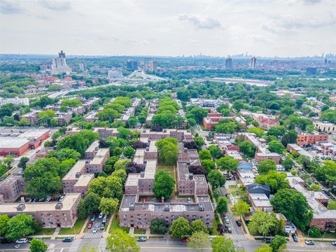 Homes For Sale - 144-36 78th Avenue #2D<br/> Flushing, NY 11367