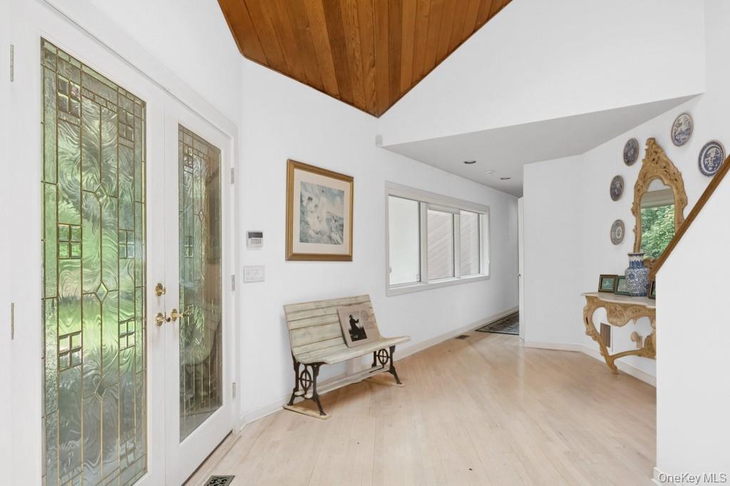 61 Hidden Cove Court
