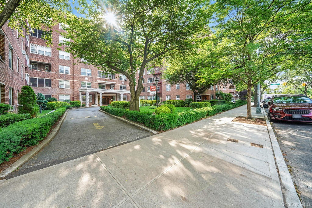 Photo of 67-66 108th Street #D/3, Forest Hills, NY 11375 (MLS # 1012584)