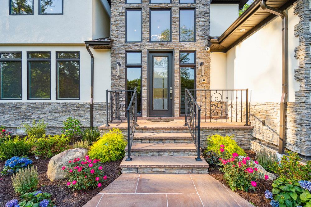21 Arista Drive