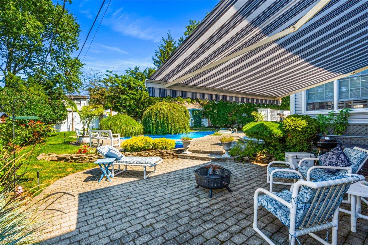 3781 Martin Court, Seaford, New York image 33