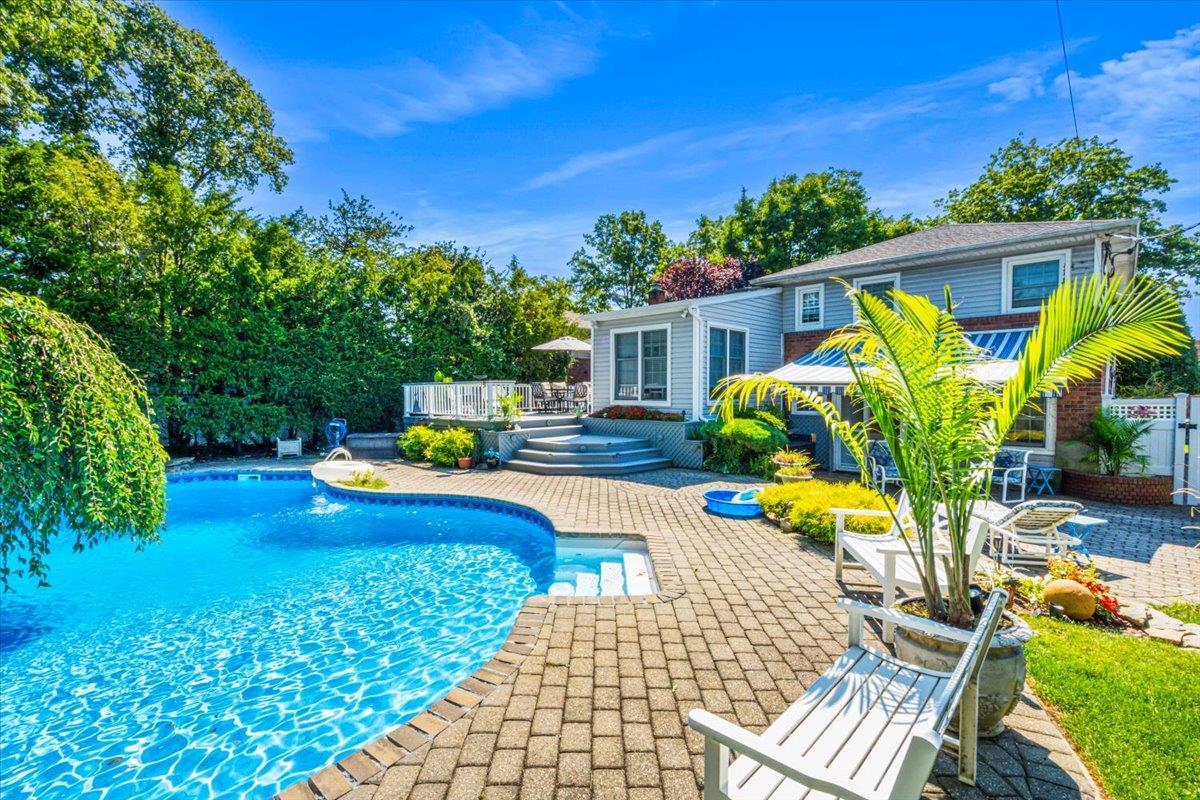 3781 Martin Court, Seaford, New York image 3