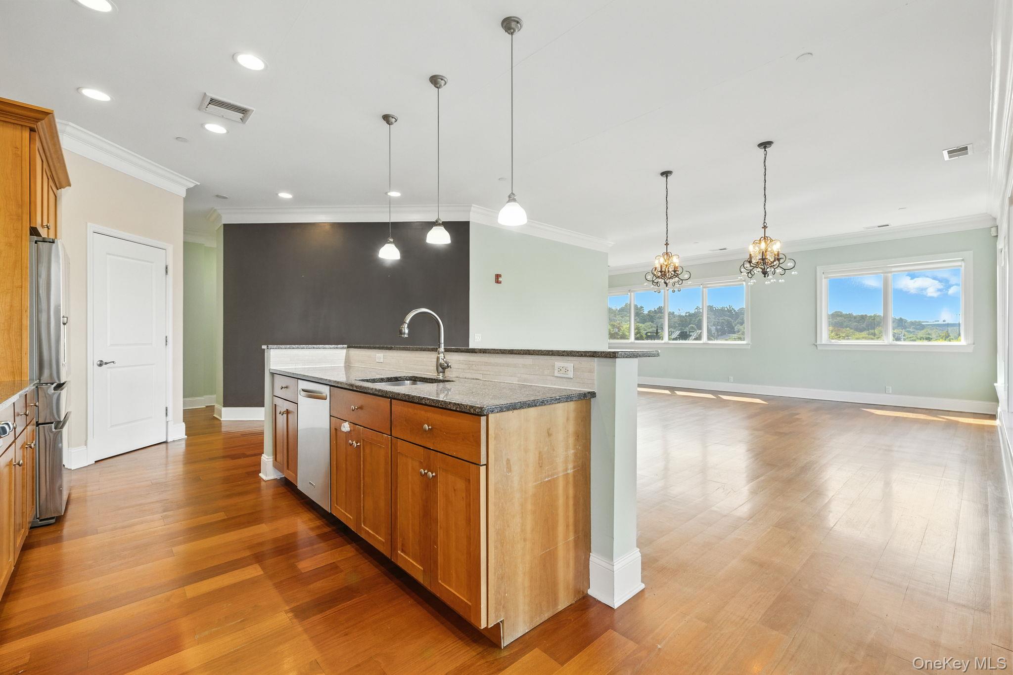 127 W Main Street 200
