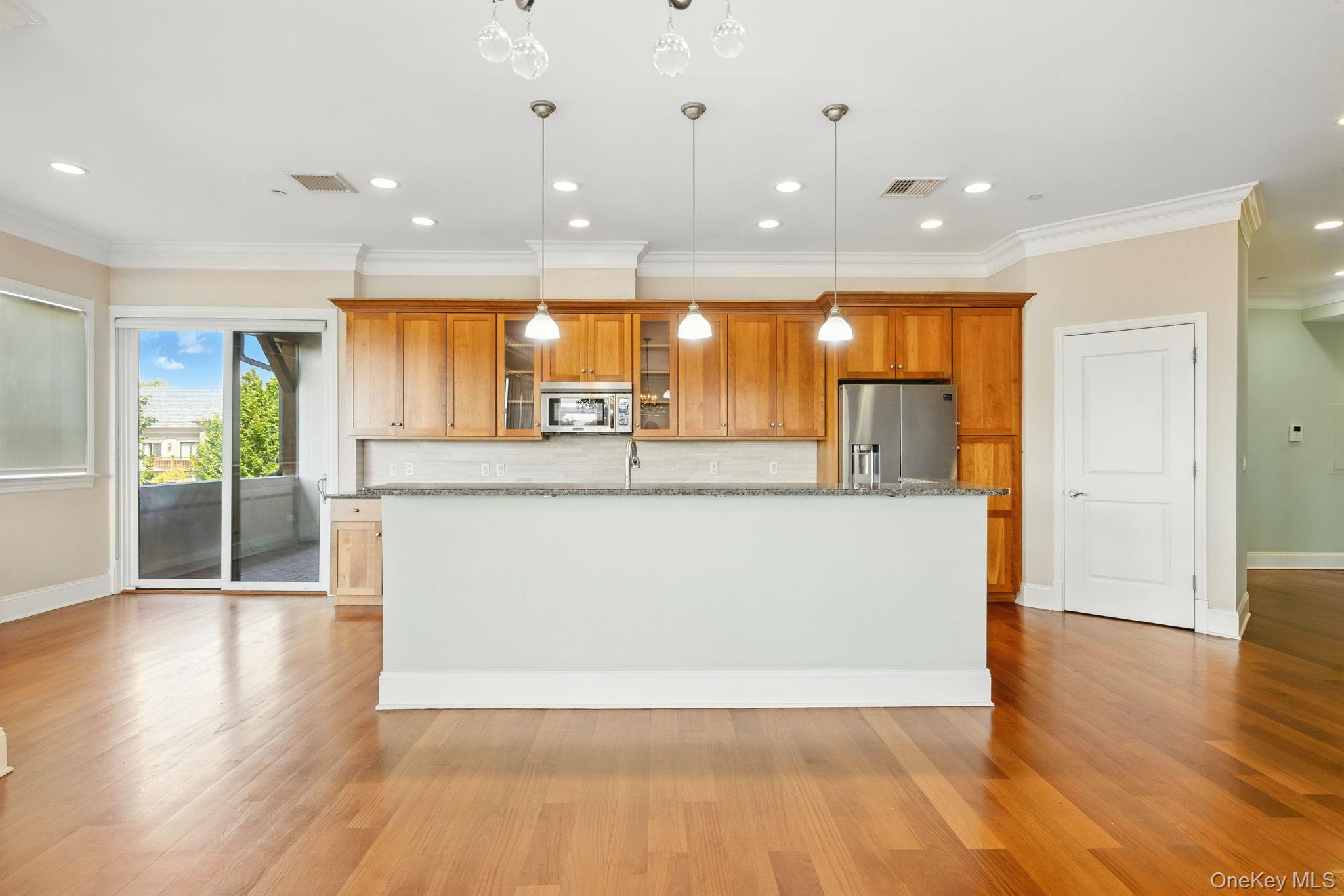 127 W Main Street 200