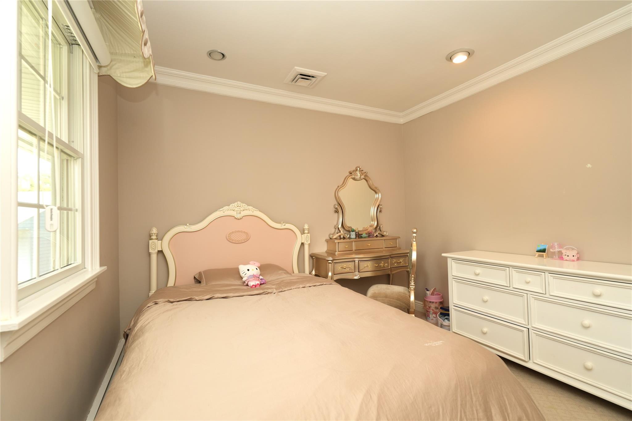 5 Samuel Court, Syosset, New York image 15