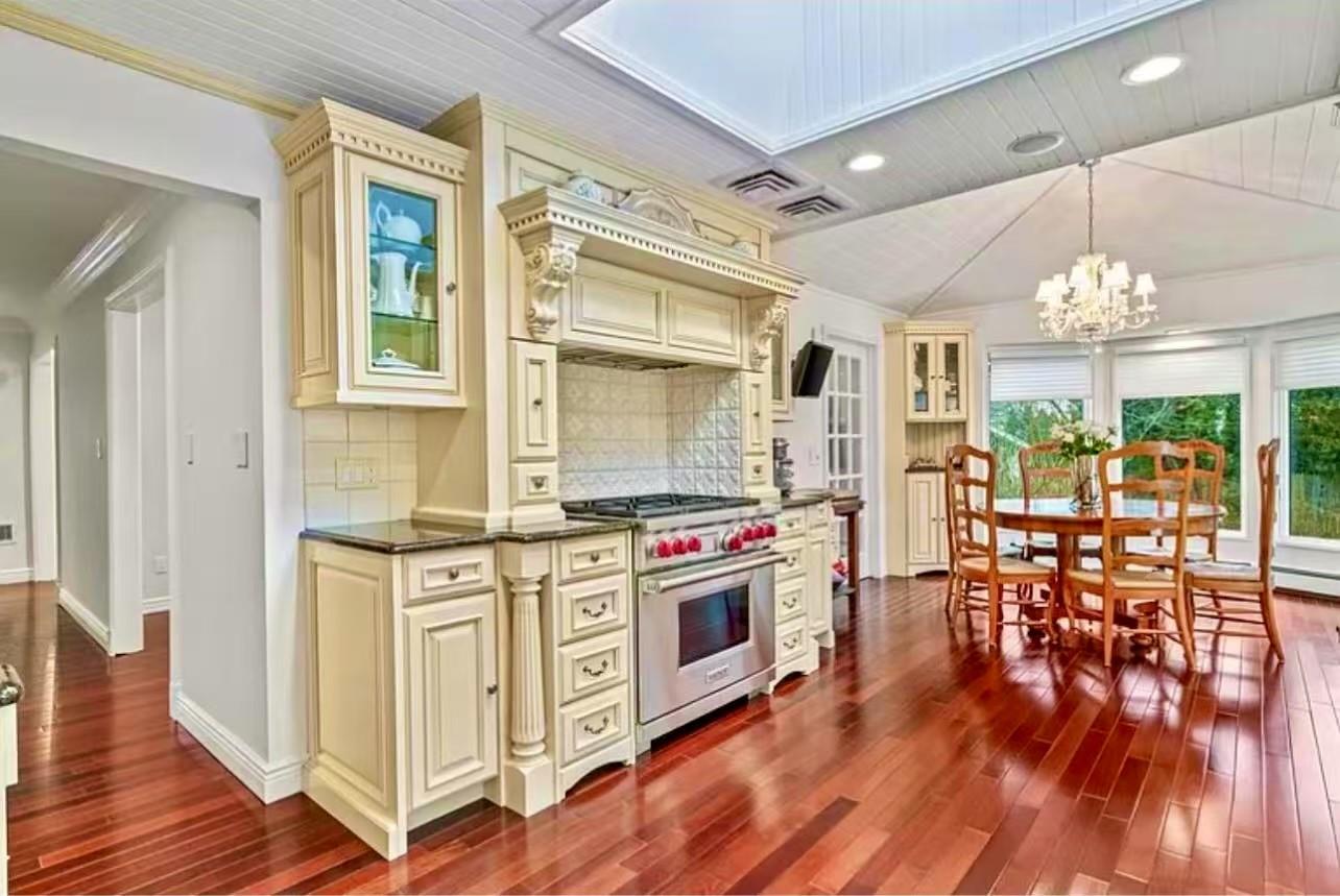 5 Samuel Court, Syosset, New York image 4