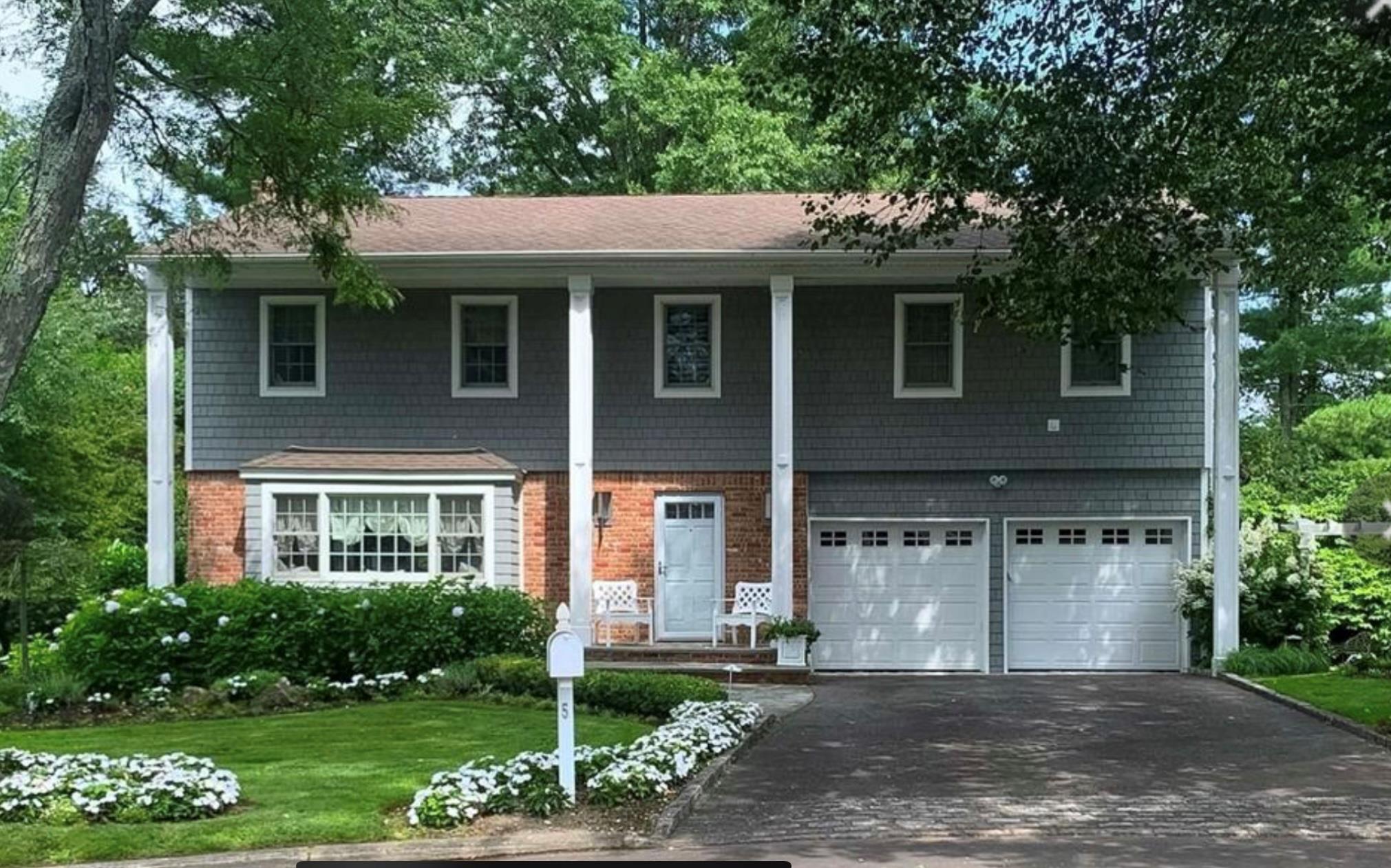 5 Samuel Court, Syosset, New York image 1