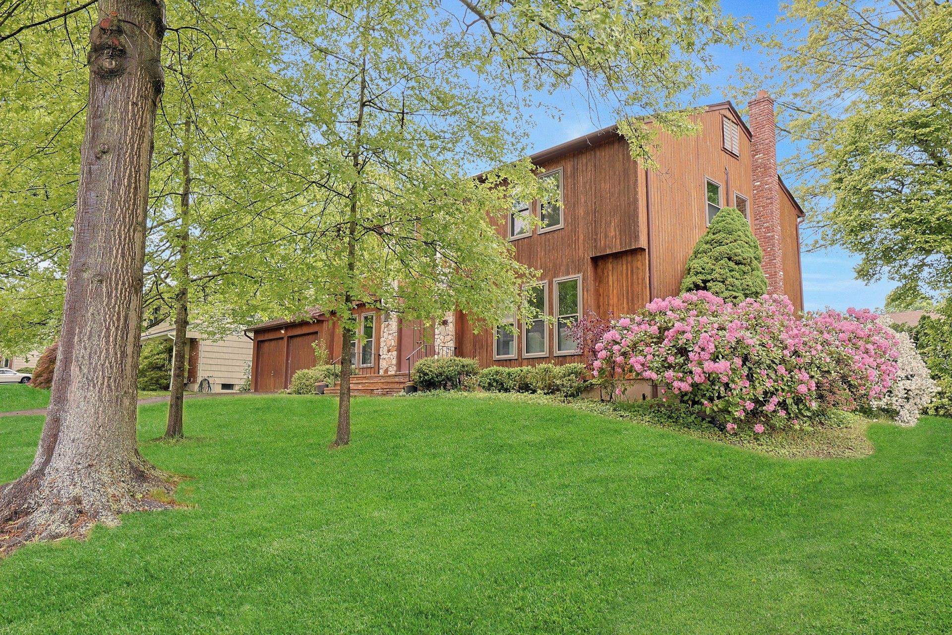 16 Quincy Lane, White Plains, New York image 25